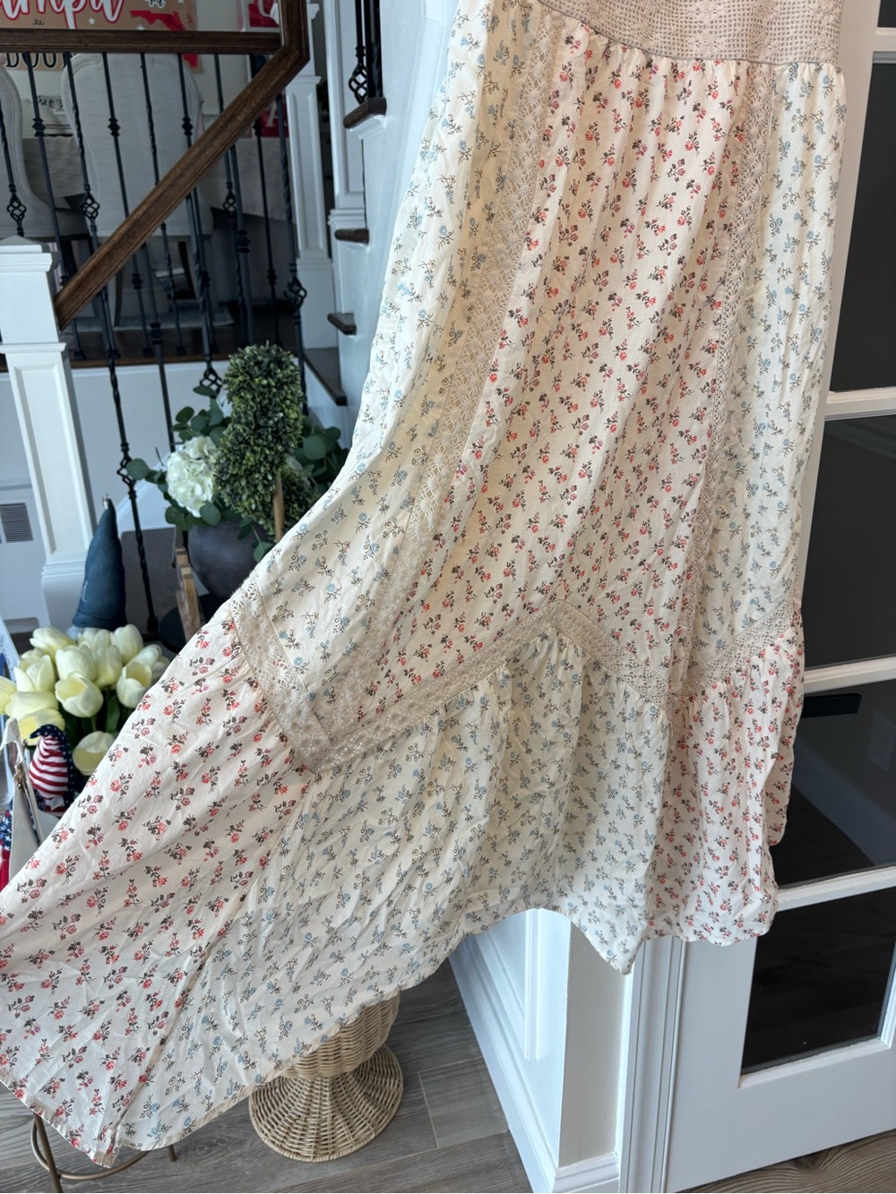 American Eagle Women’s Cream Floral Spaghetti-Strap Sundress - Size Large NWT - Picture 4 of 16